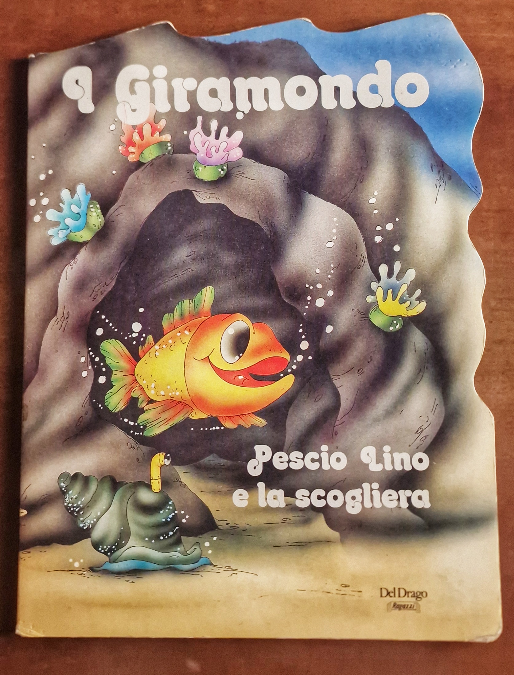 Copertina Pescio Lino e la scogliera