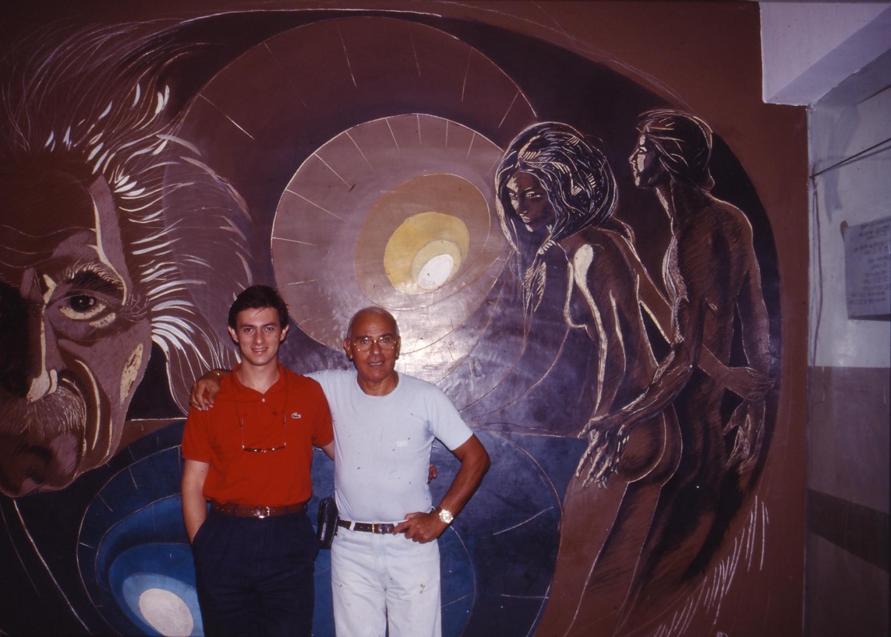 Il murale con il ritratto di Albert Einstein, con Mauro Andrea Di Salvo e il prof. Francesco Tripoli